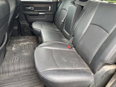 2017 RAM 1500 Laramie Crew Cab 4x4 5'7" Box