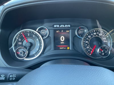 2021 RAM 1500 Big Horn Crew Cab 4x4 5'7" Box