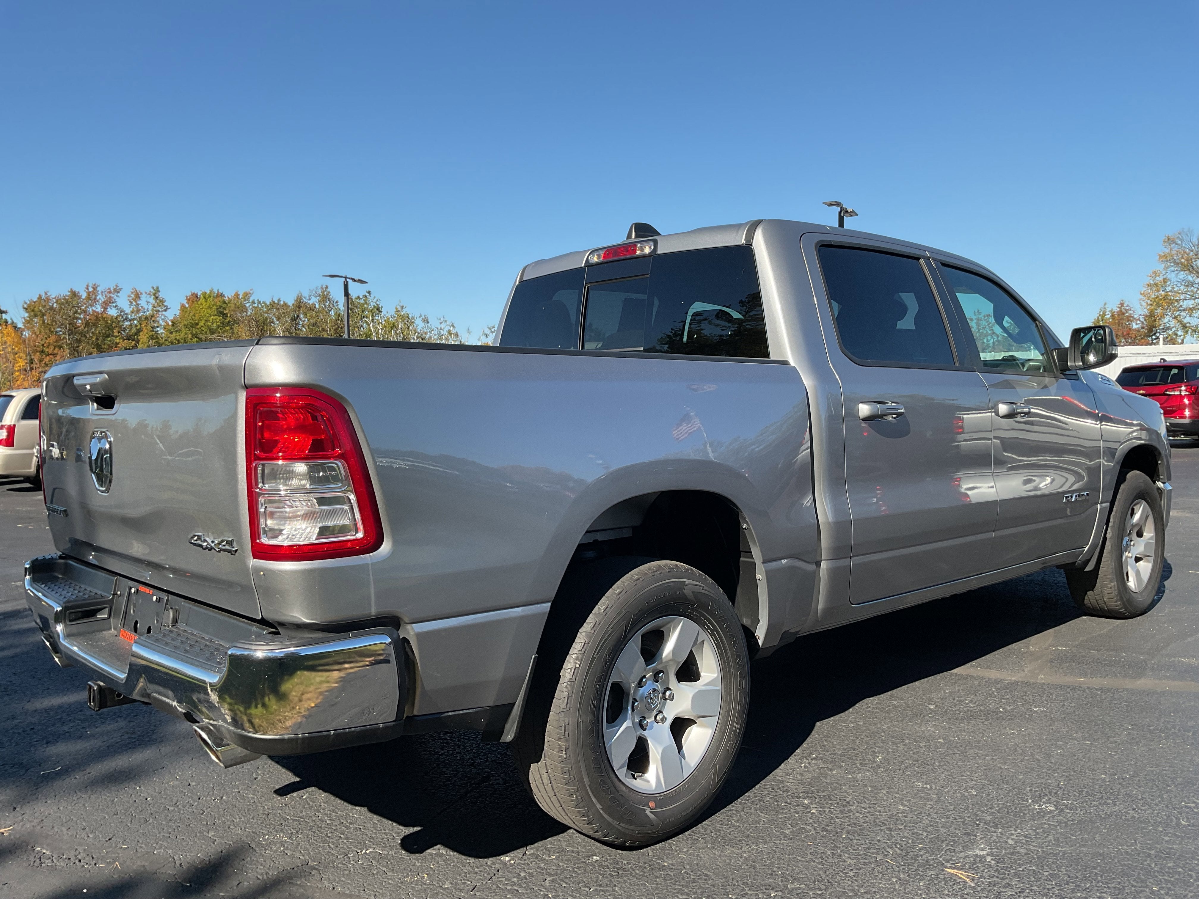 2021 RAM 1500 Big Horn Crew Cab 4x4 5'7" Box