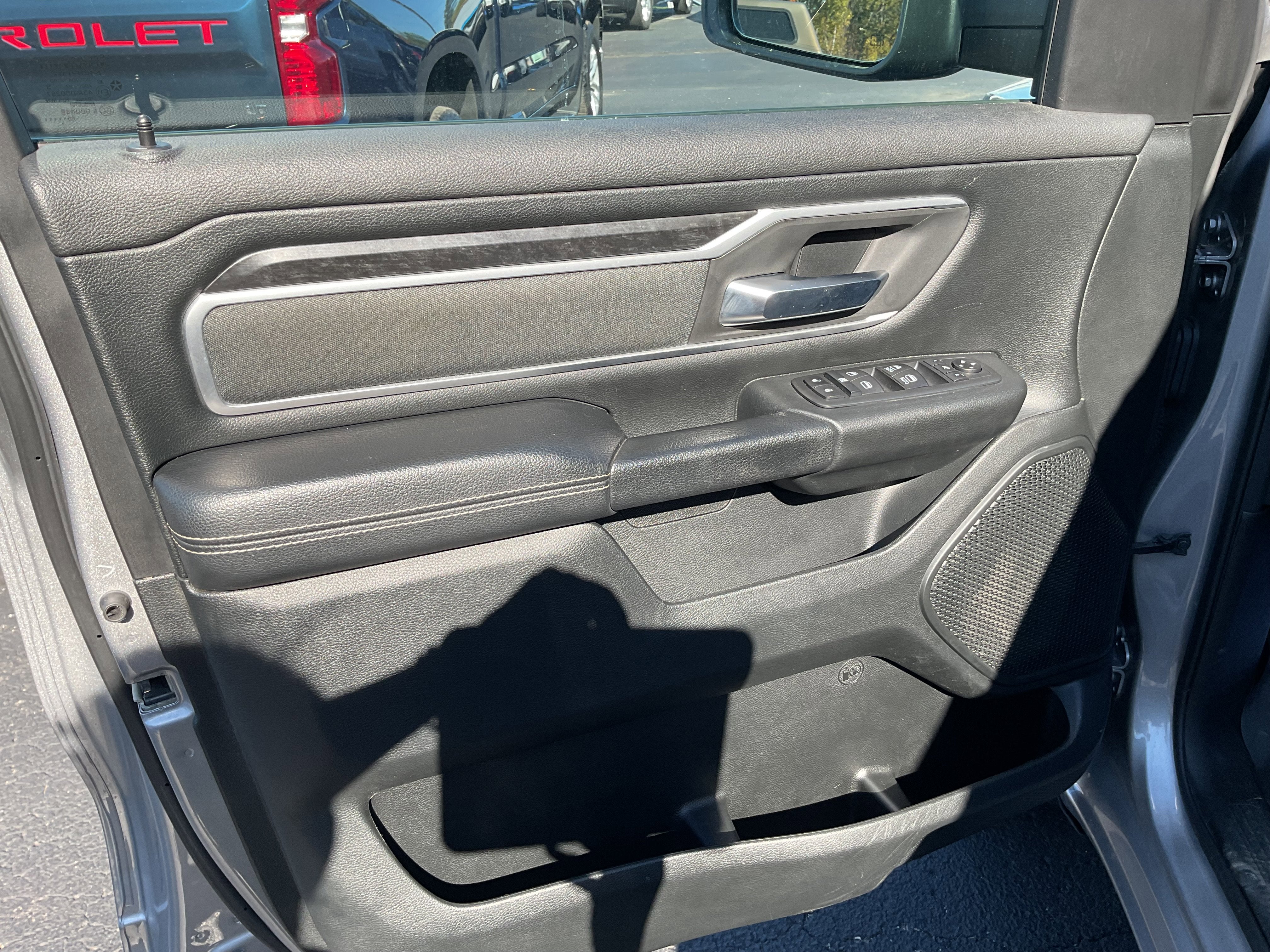 2021 RAM 1500 Big Horn Crew Cab 4x4 5'7" Box