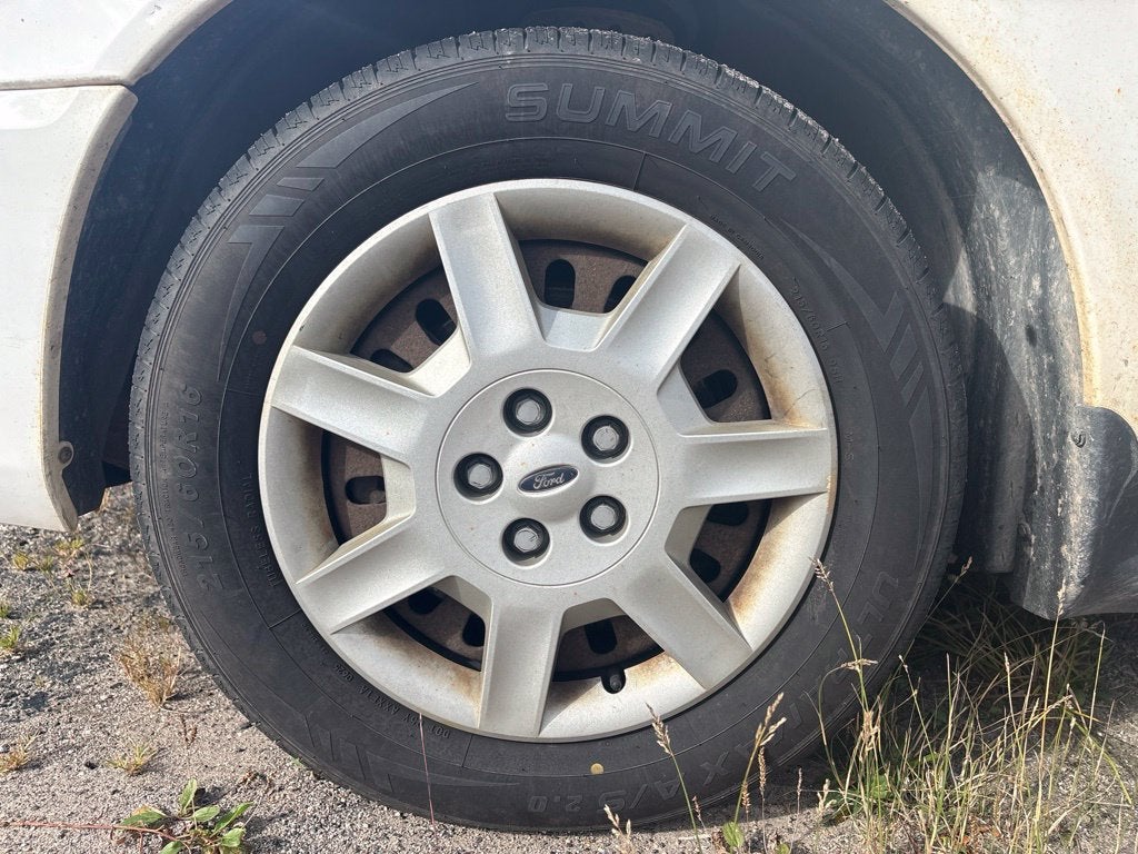 2007 Ford Taurus SE