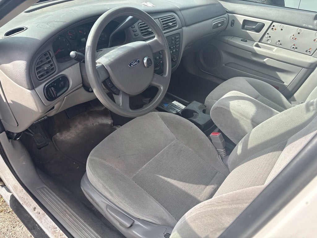 2007 Ford Taurus SE