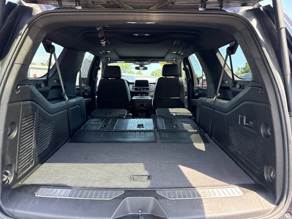 2022 Chevrolet Suburban RST