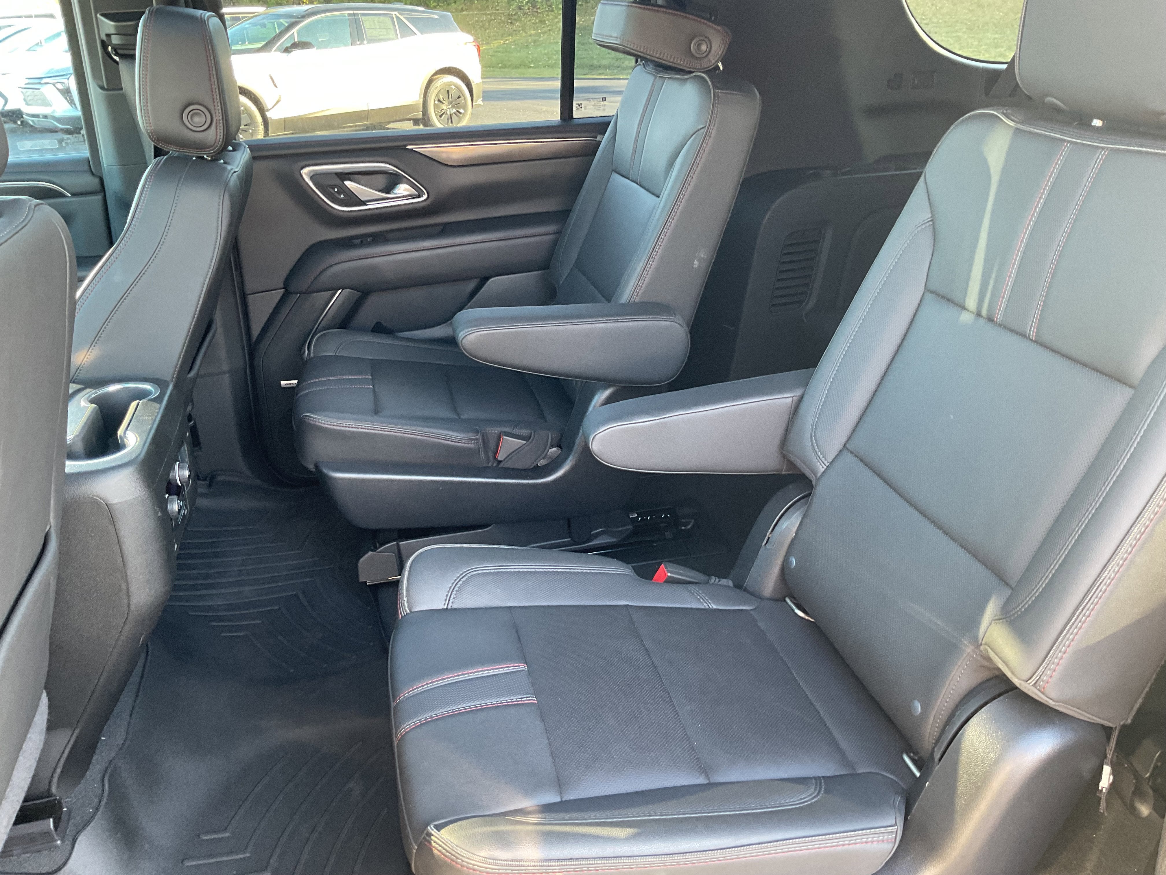 2022 Chevrolet Suburban RST