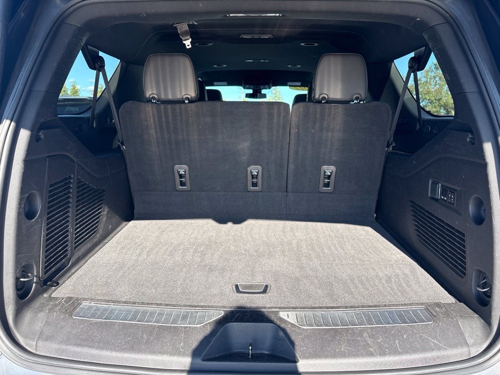 2022 Chevrolet Suburban Premier