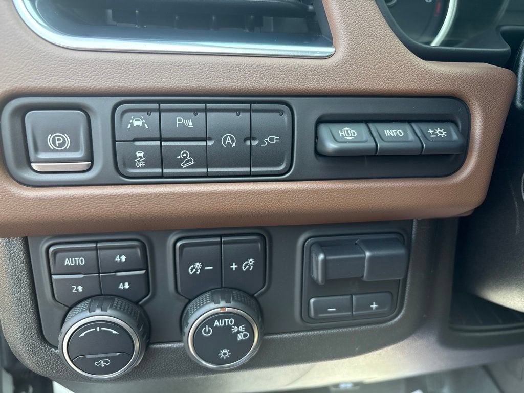 2021 Chevrolet Suburban High Country