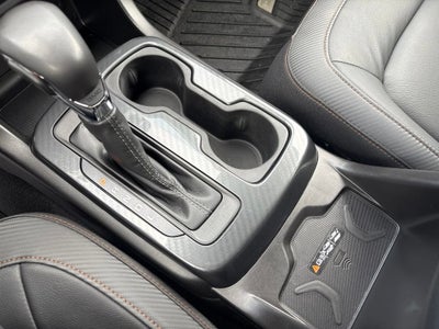 2022 GMC Canyon 4WD AT4 w/Leather