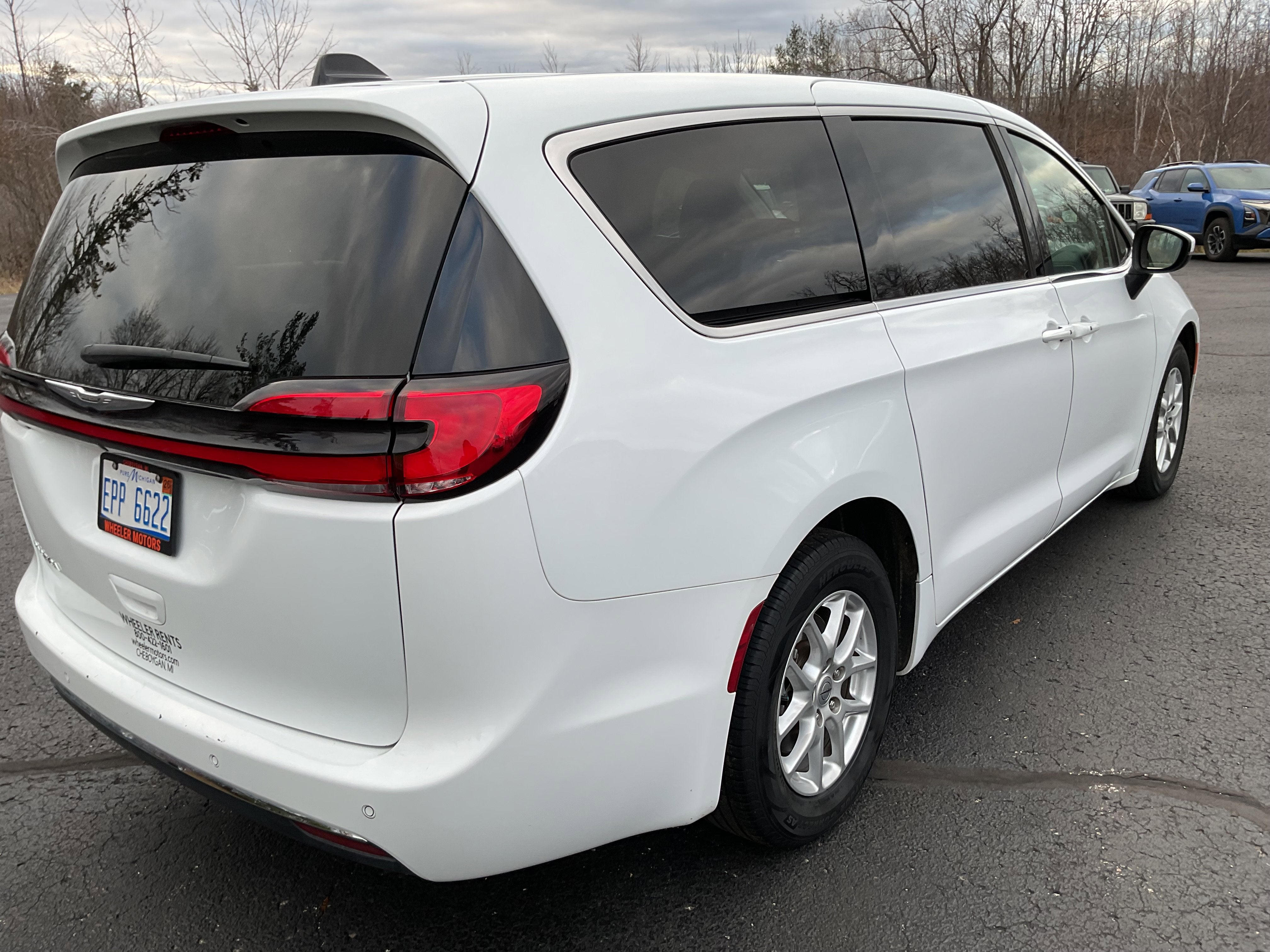 2023 Chrysler Pacifica Touring L
