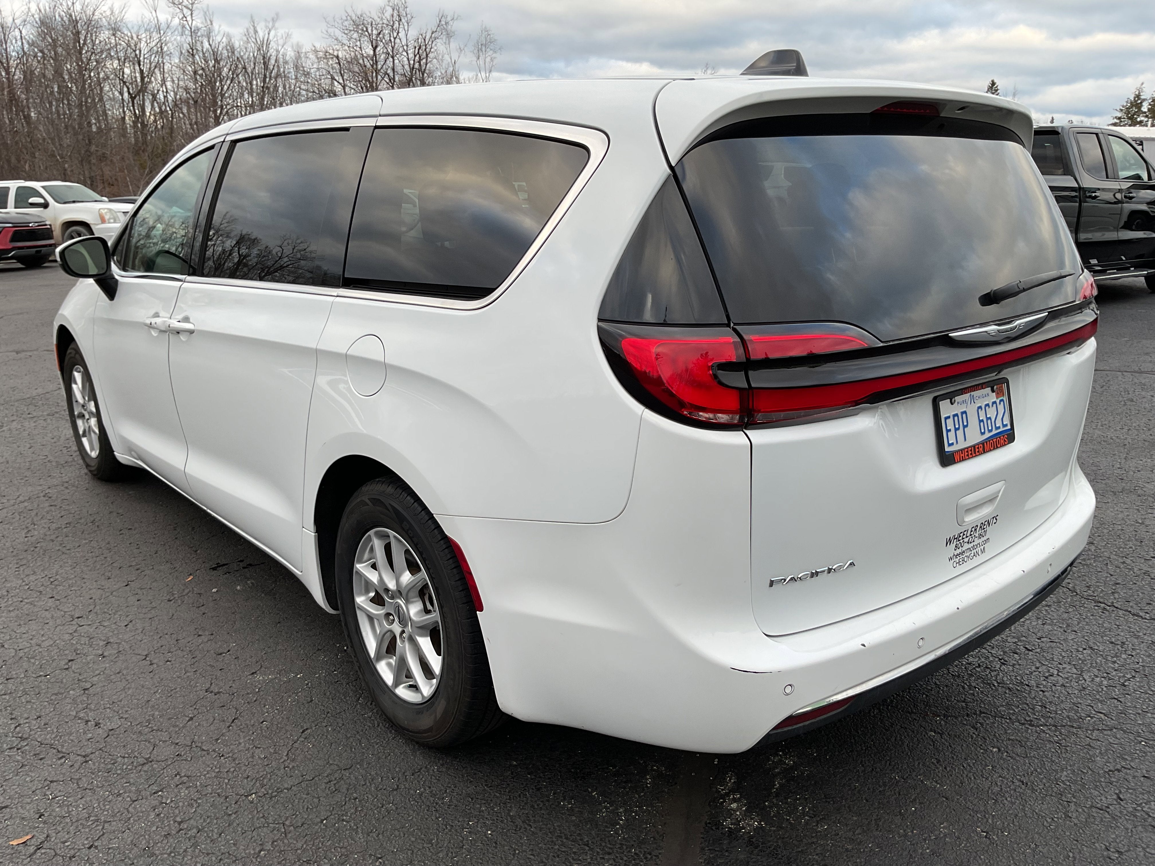 2023 Chrysler Pacifica Touring L
