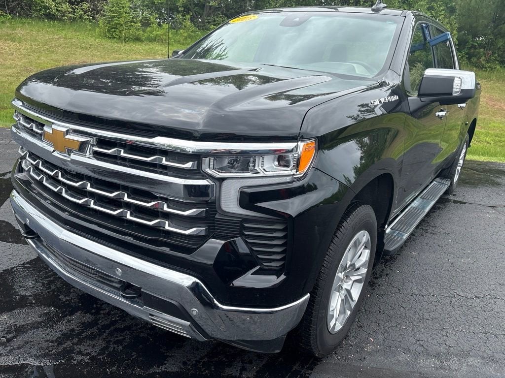 2025 Chevrolet Silverado 1500 LTZ