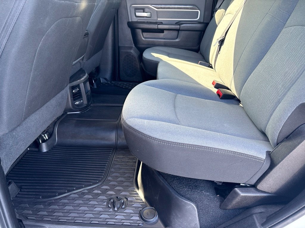 2020 RAM 2500 Big Horn Crew Cab 4x4 6'4" Box