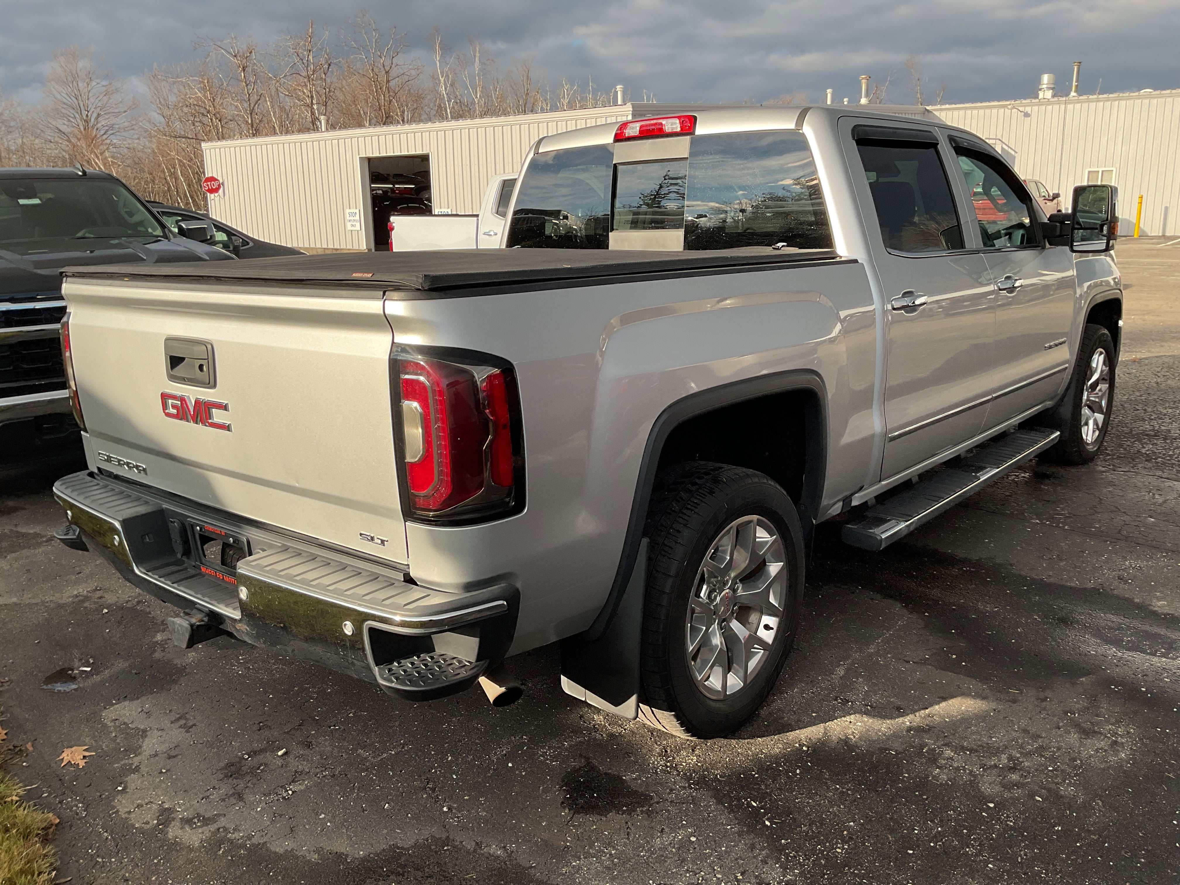 2018 GMC Sierra 1500 SLT