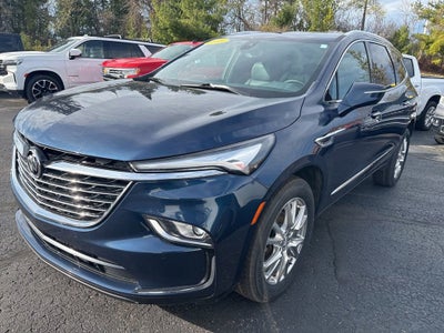 2023 Buick Enclave Essence